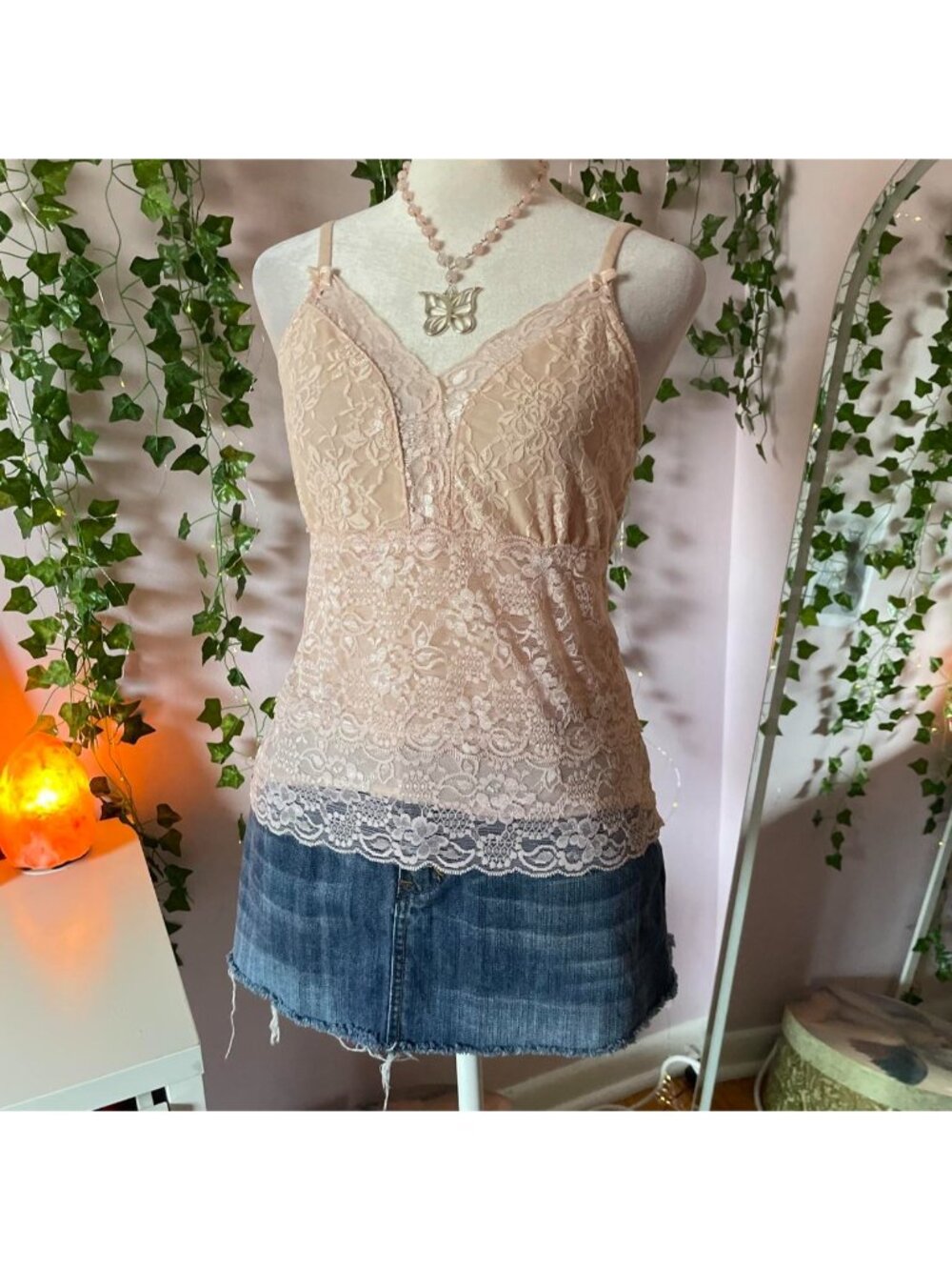 2000s Request lacy cami tank top Size M